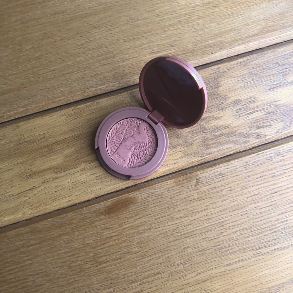 **FREE WITH PURCHASE**Tarte Amazonia clay blush